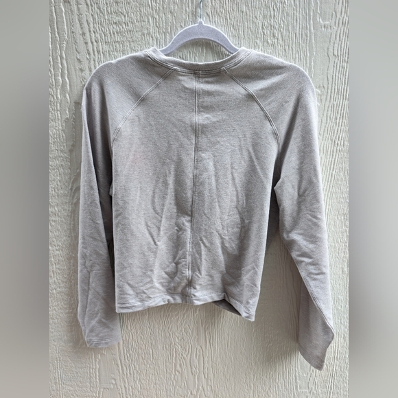 Lululemon Tuck & Gather Twist Front Long Sleeve Pullover Top Sweatshirt Size 4 - Picture 5 of 6